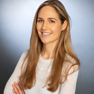 A photo of writer Sarah Gilmartin
