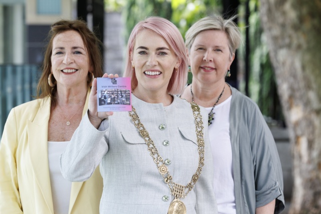 The Lord Mayor, Emma Blain, Mags McLoughlin, CEO of the Irish Writers Centre and Dublin UNESCO City of Literature Director Anne-Maire Kelly stand in a photo together
